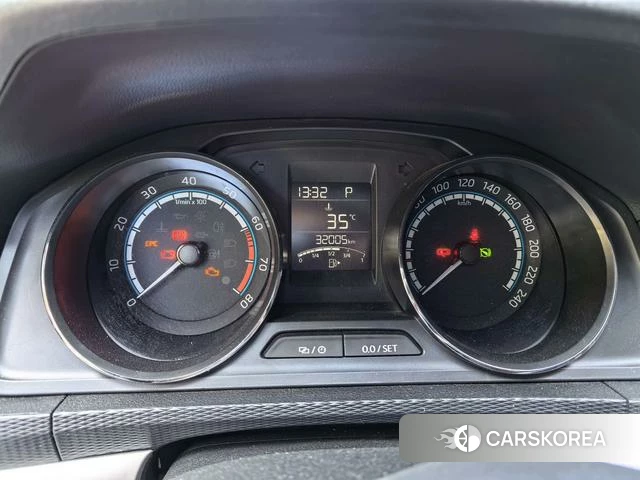 Skoda Komick 2024 Белый из Китая, фото 2