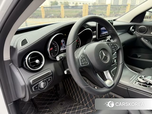 Mercedes-Benz Class C 2018 Белый из Китая, фото 2