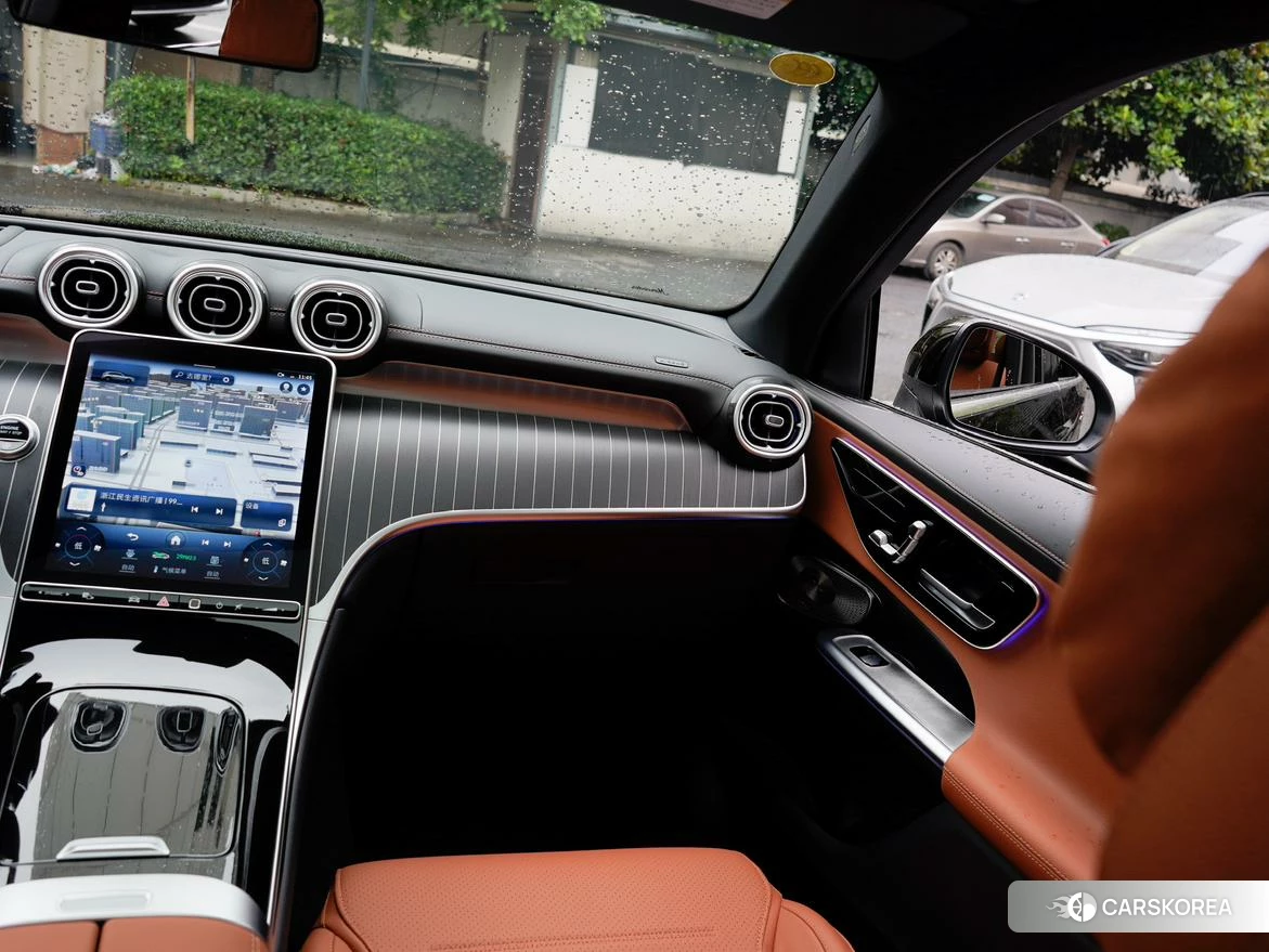 Mercedes-Benz GLC 2023 Черный из Китая, фото 2