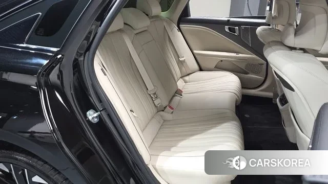 Kia The New K8 Hybrid 2025 Черный из Кореи, фото 2