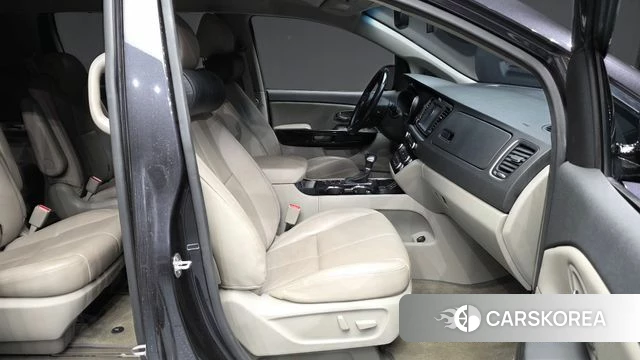 Kia The New Carnival 2018 Серый из Кореи, фото 2