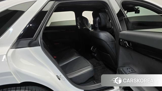 Hyundai Grandeur Hybrid (GN7) 2022 Белый из Кореи, фото 2