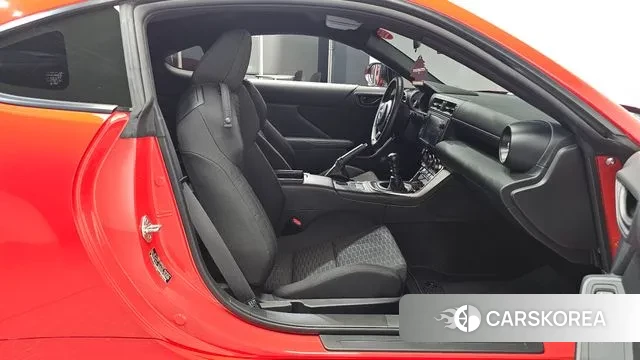 Toyota GR86 2024 Красный из Кореи, фото 2