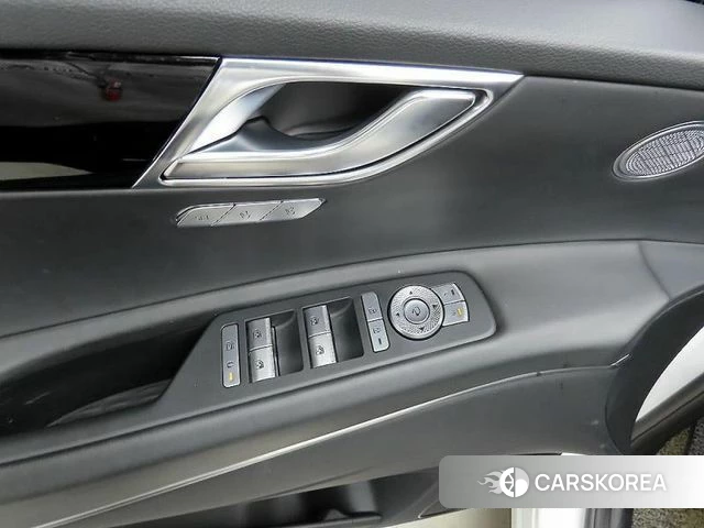 Genesis GV80 2021 Белый из Кореи, фото 2