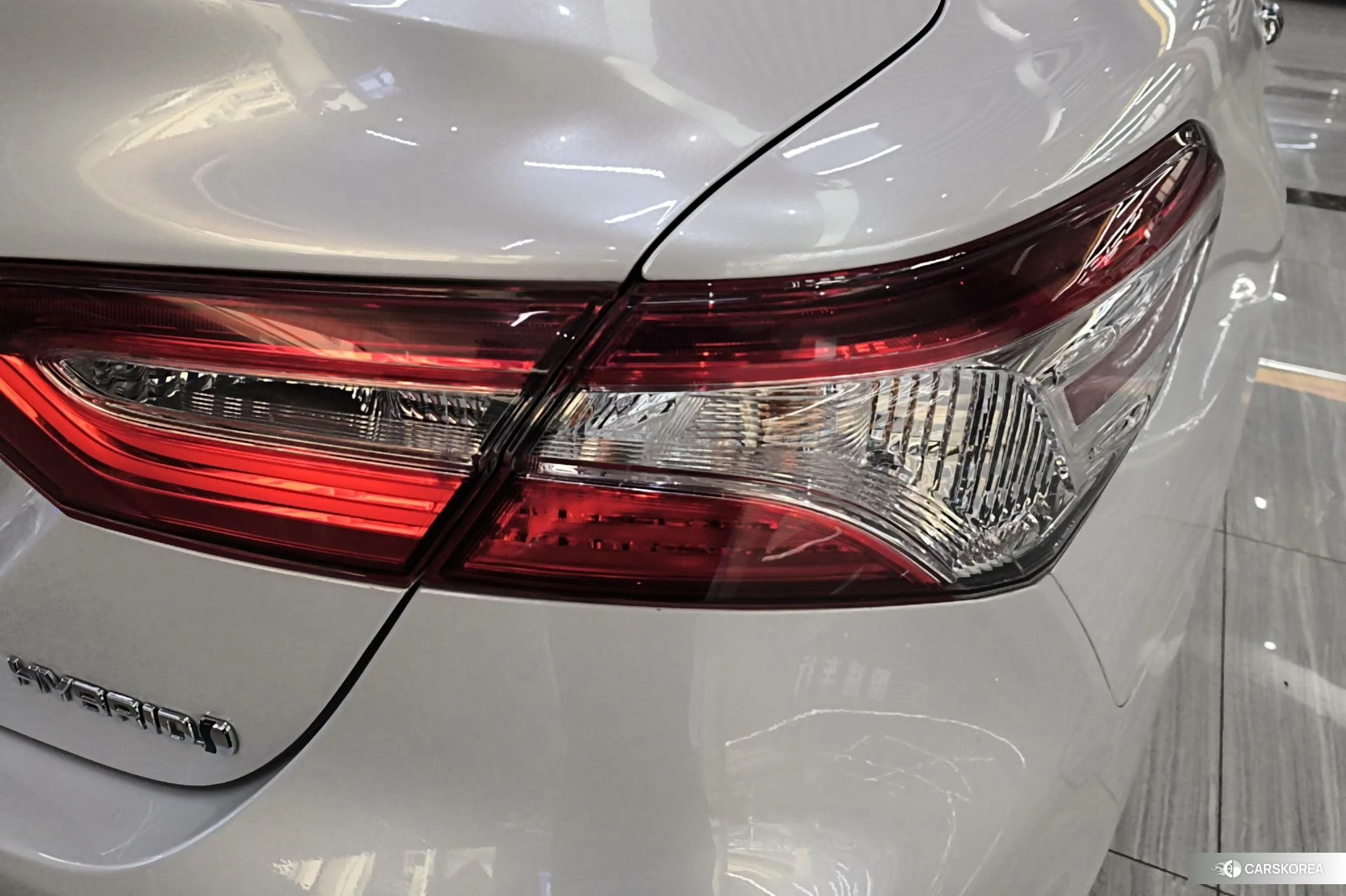 Toyota Camry 2021 Белый из Китая, фото 2