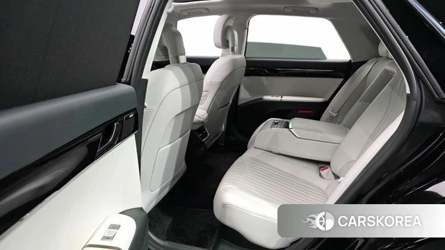 Hyundai Grandeur Hybrid (GN7) 2024 Черный из Кореи, фото 2