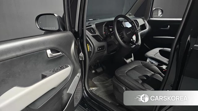 Kia The New Kia Ray 2023 Черный из Кореи, фото 2