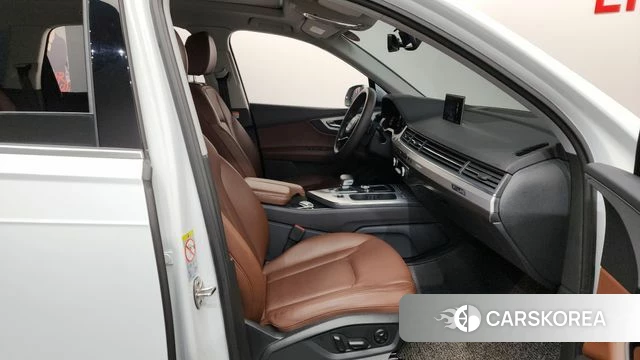 Audi Q7 (4M) 2019 Белый из Кореи, фото 2