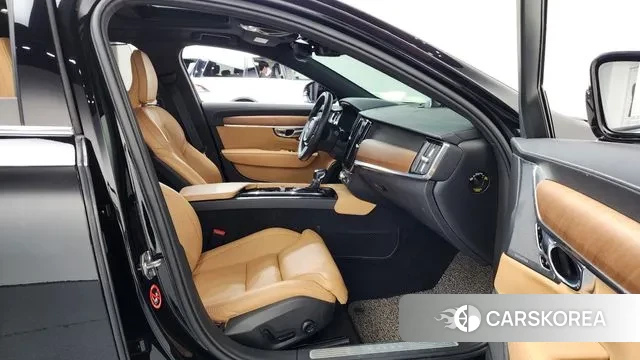 Volvo S90 2019 Черный из Кореи, фото 2