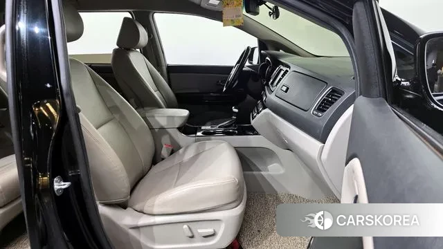 Kia The New Carnival 2020 Черный из Кореи, фото 2