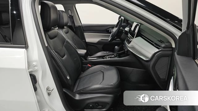 Jeep Compass 2nd Generation 2022 Белый из Кореи, фото 2
