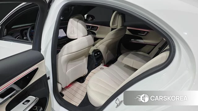 Mercedes-Benz E-Class W214 2026 Белый из Кореи, фото 2