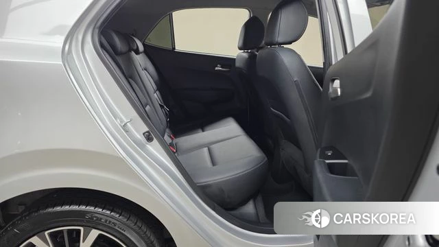 Kia Morning Urban (JA) 2023 Серебристо-серый из Кореи, фото 2