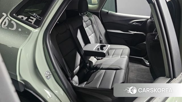 Chevrolet (GM Daewoo) Trax Crossover 2023 Светло-зеленый из Кореи, фото 2
