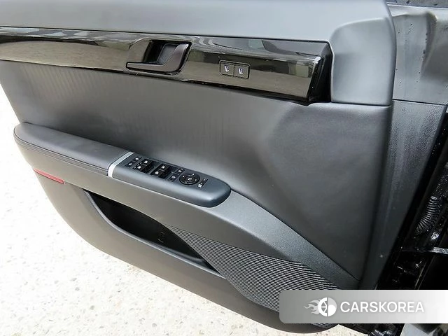 Hyundai Grandeur Hybrid (GN7) 2023 Черный из Кореи, фото 2