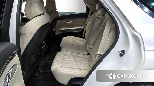 Genesis GV70 2023 Белый из Кореи, фото 2