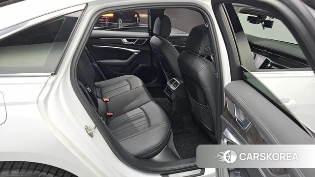 Audi A6 (C8) 2020 Белый из Кореи, фото 2