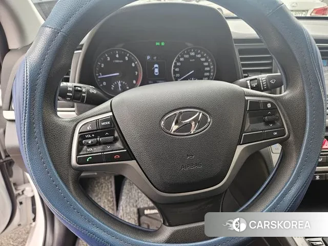 Hyundai Avante AD 2018 Белый из Кореи, фото 2