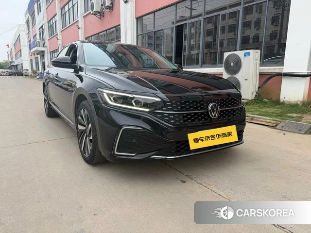 Volkswagen Passat 2022 Черный из Китая, фото 2
