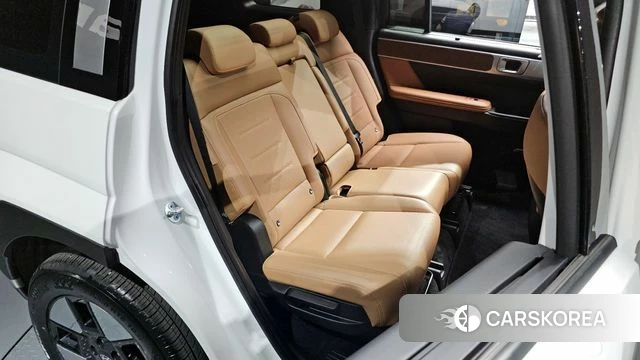 Hyundai Santa Fe (MX5) 2024 Белый из Кореи, фото 2