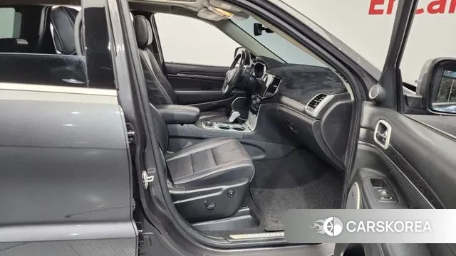 Jeep Grand Cherokee 2019 Серый из Кореи, фото 2