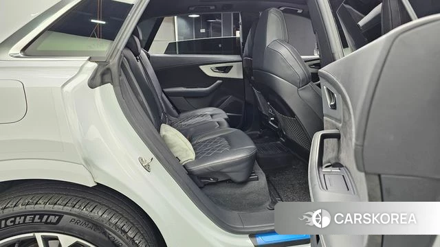 Audi Q8 (4M) 2021 Белый из Кореи, фото 2