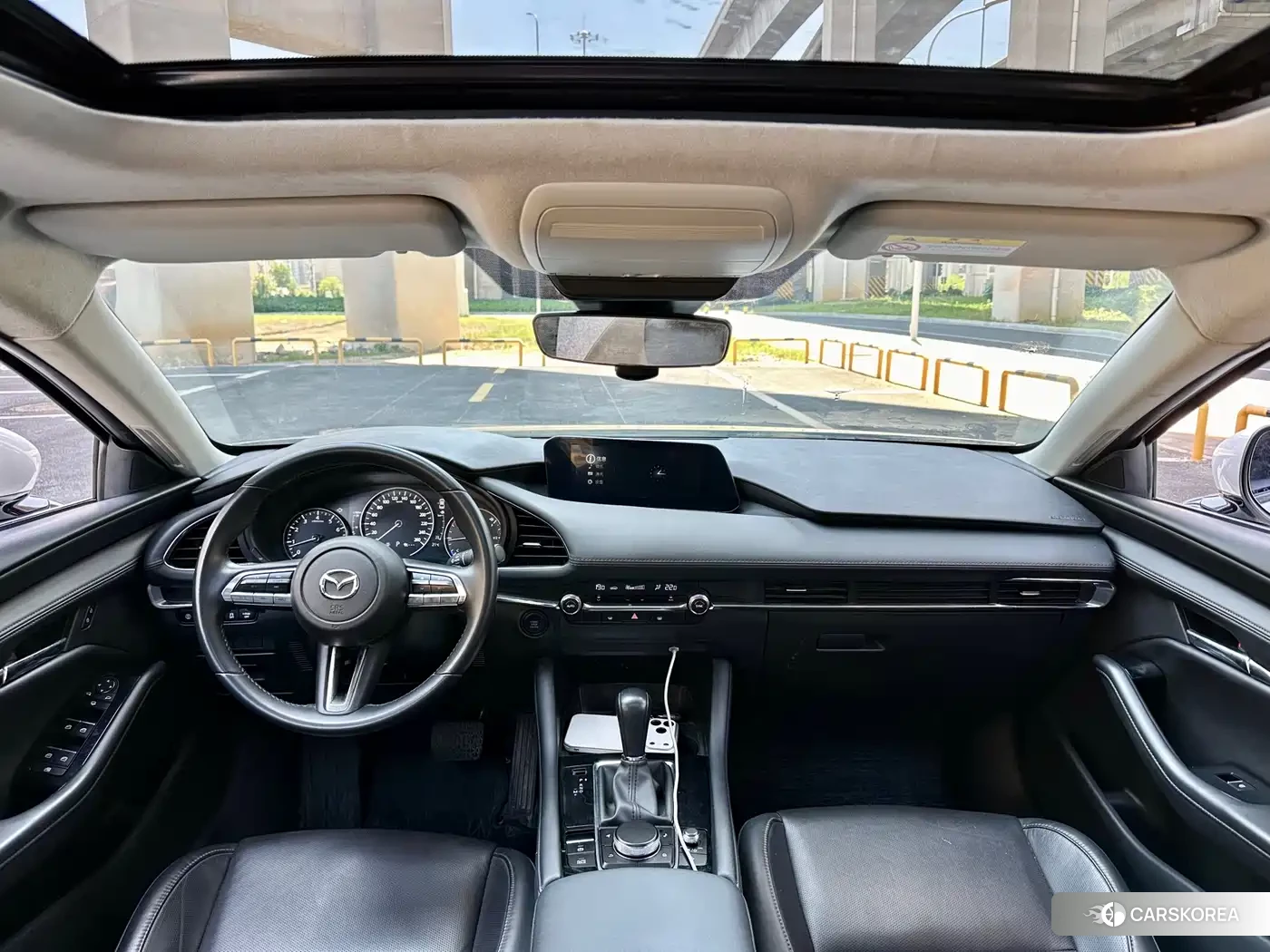 Mazda 3 2023 Белый из Китая, фото 3