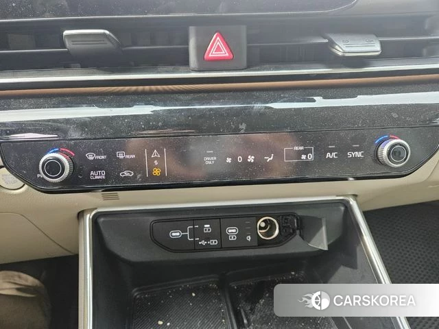Kia The New Carnival 4th Generation 2024 Белый из Кореи, фото 2