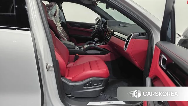 Porsche Cayenne (PO536) 2023 Серебристо-серый из Кореи, фото 2