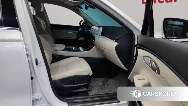 Genesis GV70 2024 Белый из Кореи, фото 2