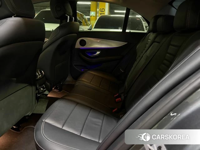 Mercedes-Benz E-Class W213 2019 Серый из Кореи, фото 2