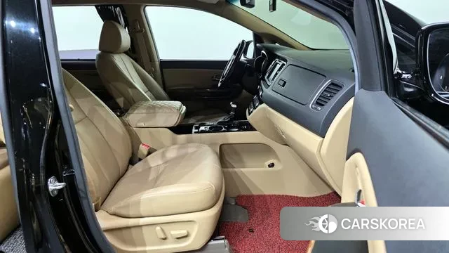 Kia All New Carnival 2018 Черный из Кореи, фото 2