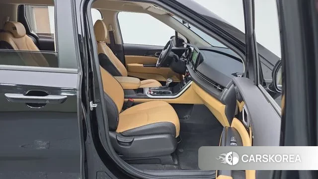 Kia Carnival 4th generation 2021 Черный из Кореи, фото 2