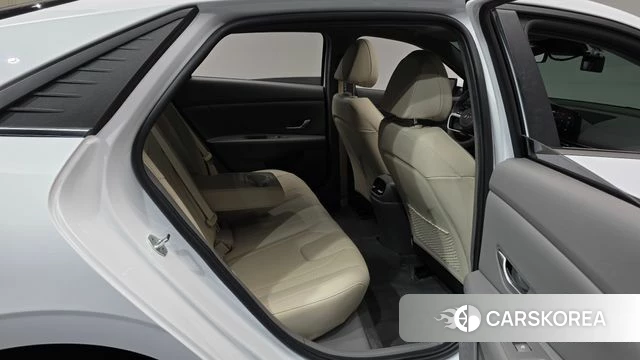 Hyundai Avante (CN7) 2022 Белый из Кореи, фото 2