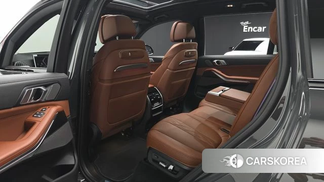 BMW X7 (G07) 2026 Серый из Кореи, фото 2