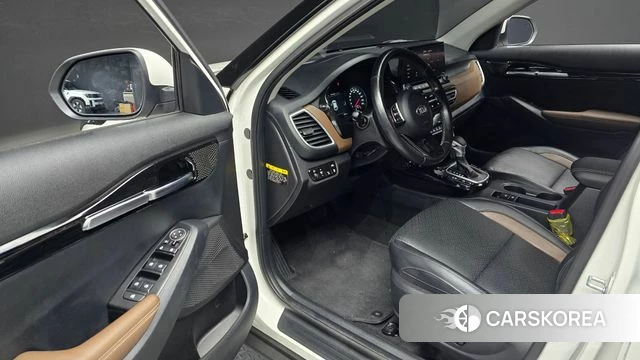 Kia Seltos 2019 Белый из Кореи, фото 2