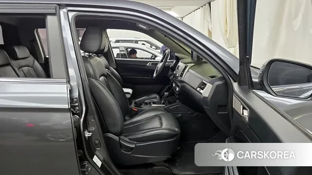 Ssangyong Rexton Sports 2018 Серебристо-серый из Кореи, фото 2