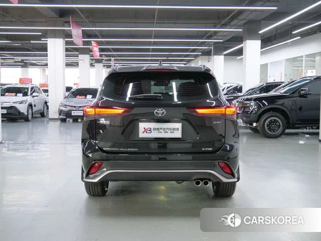 Toyota Crown Lufang 2025 Черный из Китая, фото 2