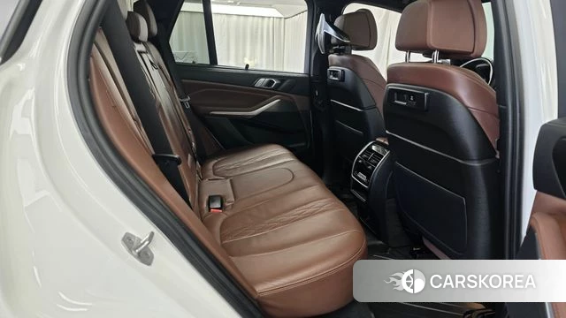 BMW X5 (G05) 2022 Белый из Кореи, фото 2