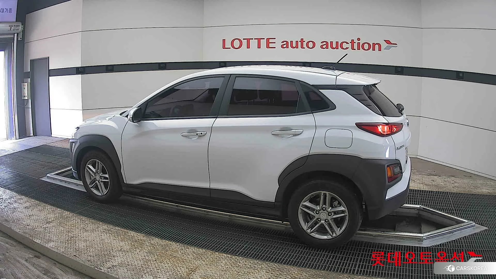 Hyundai Kona 2018 Белый из Кореи, фото 2