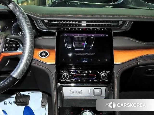 Jeep Grand Cherokee (WL) 2023 Черный из Кореи, фото 2