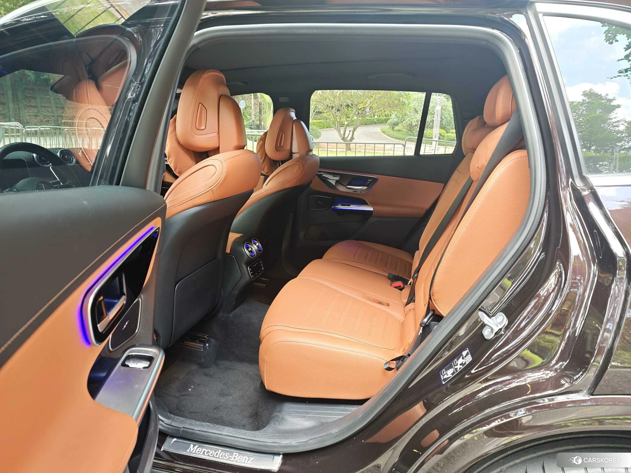 Mercedes-Benz GLC 2023 Черный из Китая, фото 2