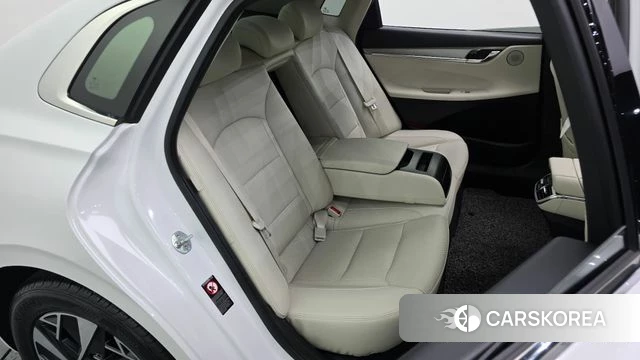 Hyundai The New Grandeur IG Hybrid 2021 Белый из Кореи, фото 2