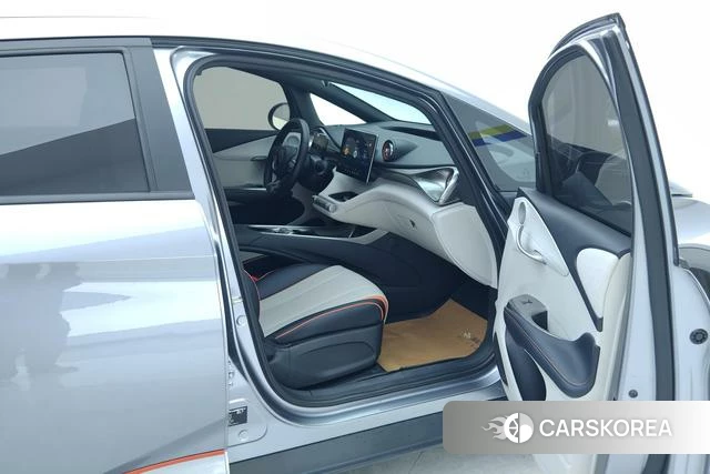 BYD dolphin 2023 Темно-серый из Китая, фото 2