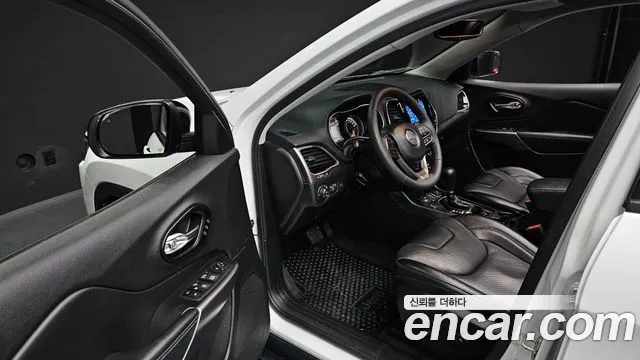 Jeep Cherokee (KL) id 2445123 из Кореи 2