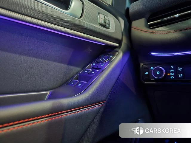 Ford Explorer 6th Generation 2025 Цвет галактики из Кореи, фото 2