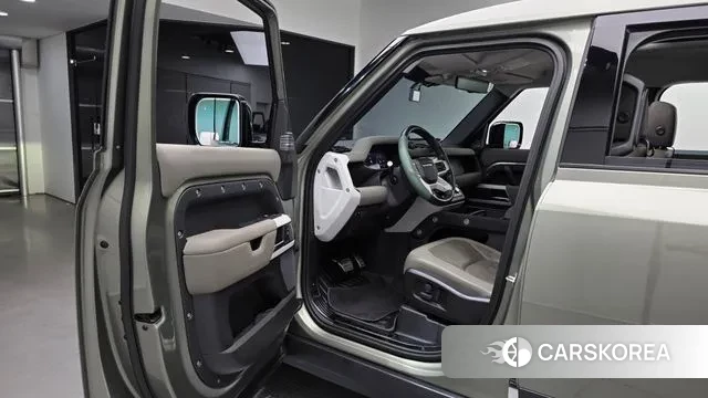 Land Rover Defender (L663) 2020 Светло-зеленый из Кореи, фото 2