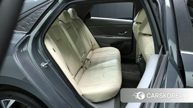 Hyundai The New Avante (CN7) 2024 Серый из Кореи, фото 2