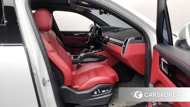 Porsche Cayenne (PO536) 2021 Белый из Кореи, фото 2