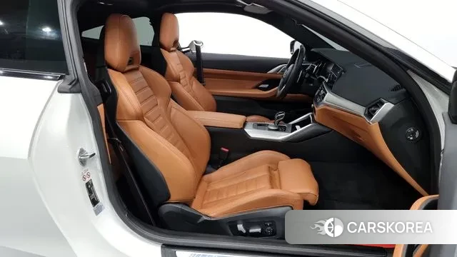 BMW 4 Series (G22) 2022 Белый из Кореи, фото 2